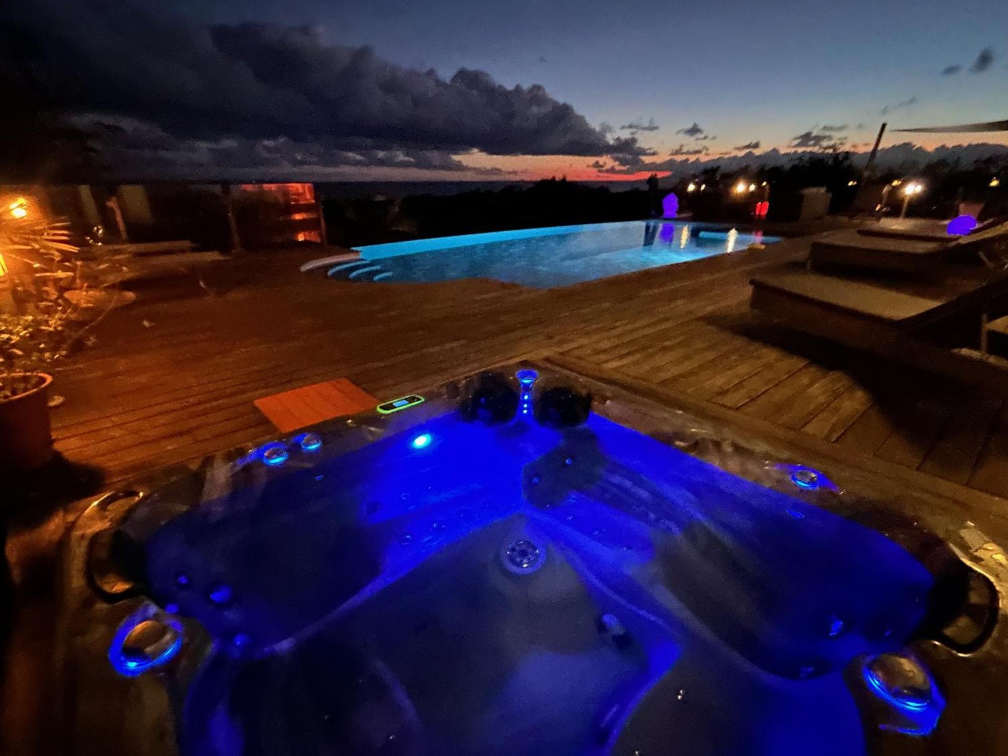 Villa Deluxe L'Hacienda Villa Vue Mer 180 Piscine Jacuzzi Proche Plage Marina Golf Pointe Des Chateaux Et Casino Jardin Clos Voyage Durable Saint-Francois  Εξωτερικό φωτογραφία