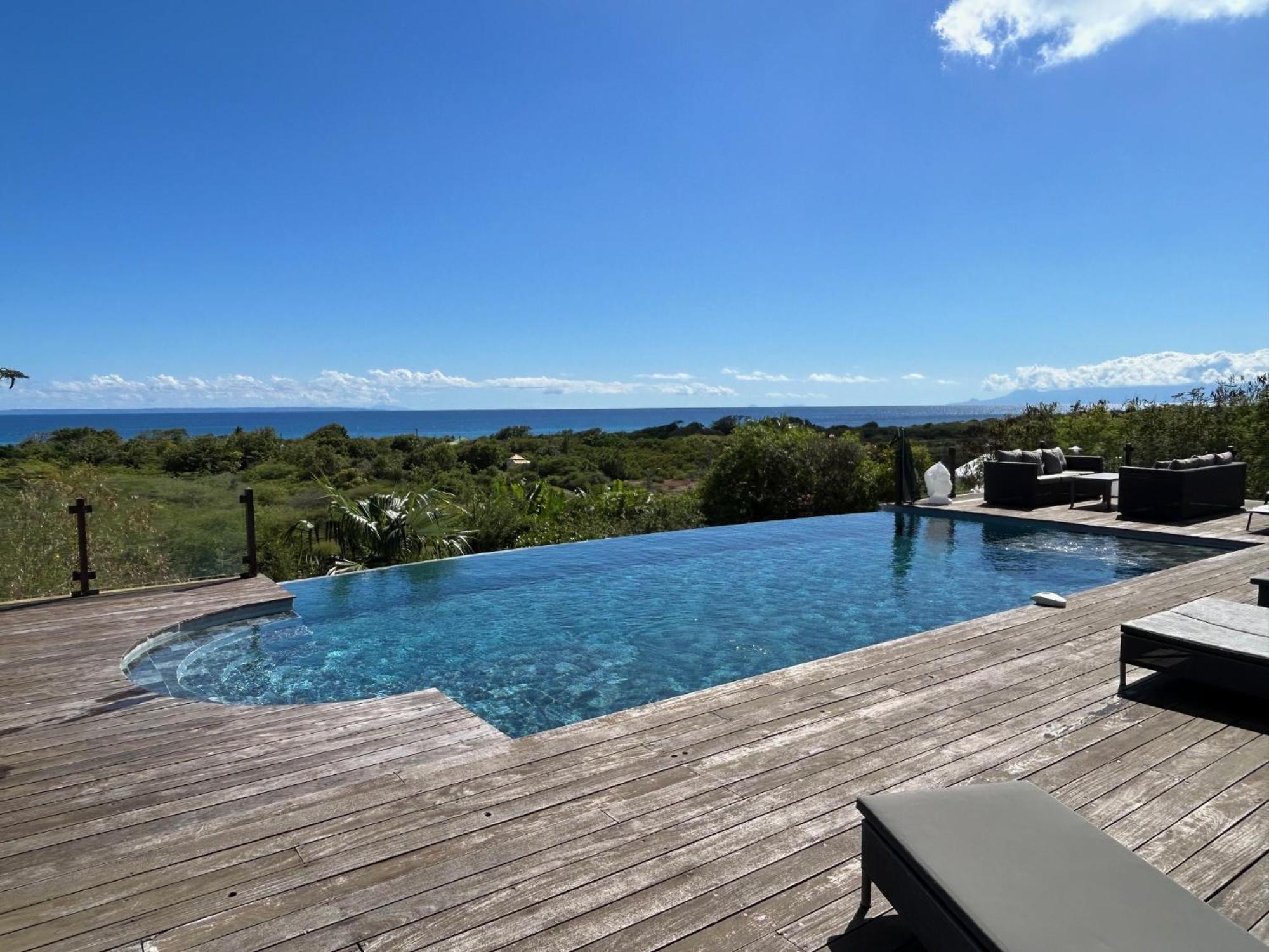 Villa Deluxe L'Hacienda Villa Vue Mer 180 Piscine Jacuzzi Proche Plage Marina Golf Pointe Des Chateaux Et Casino Jardin Clos Voyage Durable Saint-Francois  Εξωτερικό φωτογραφία